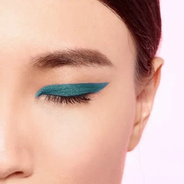 02 Dark Mermaid - Chroma Morphose Ombre à Paupières en Crème de L'Oréal Paris