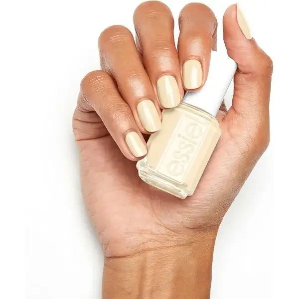 831 Sing Songbird Along - Vernis à Ongles ESSIE