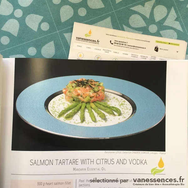 Amitiés gourmandes. Recettes de cuisine aux huiles essentielles