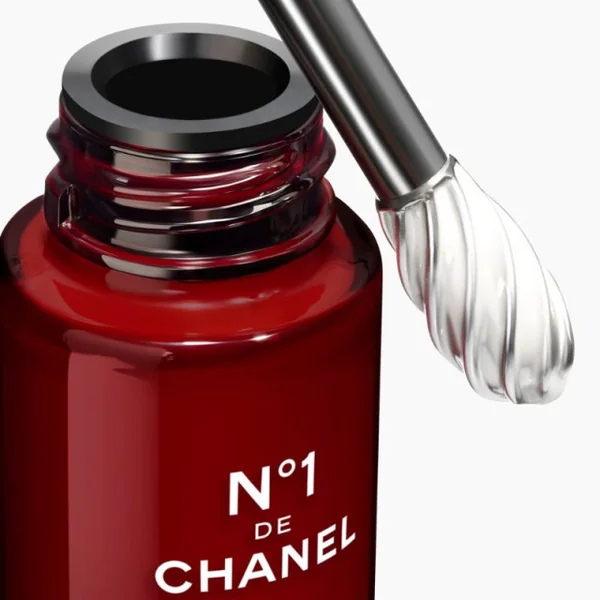 Chanel N°1 Chanel Sérum yeux revitalisant Lisse, défatigue, ouvre le regard