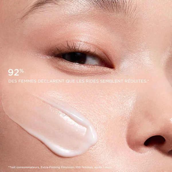 Clarins - Extra-Firming Émulsion Fermeté anti-âge toutes peaux