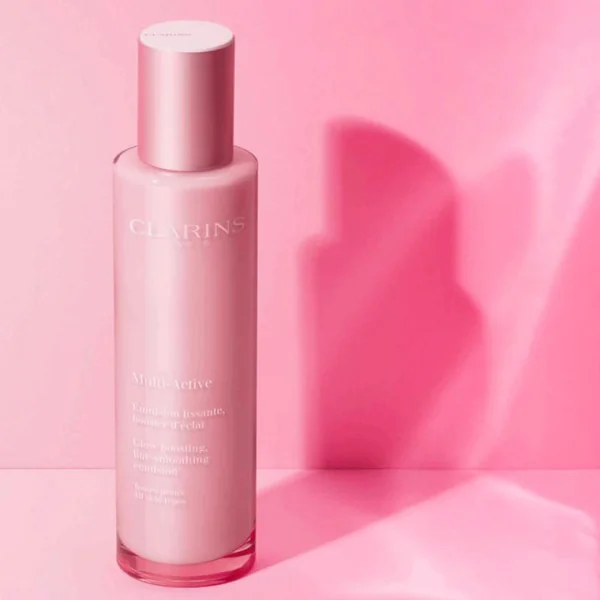 Clarins - Multi-Active Émulsion lissante et booster d'éclat - Toutes Peaux