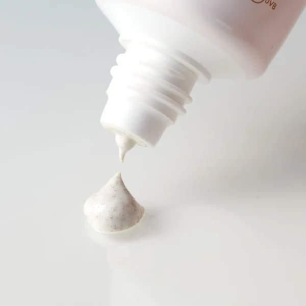 DD Cream - Crème Universelle Teinte Claire SPF50 - Tous Types de Peaux, 50ml