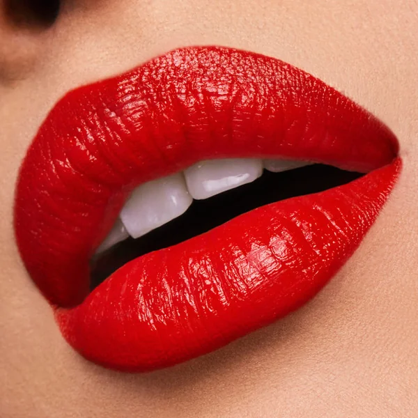 Estée Lauder - Pure Color Recharge Rouge à Lèvres Crème