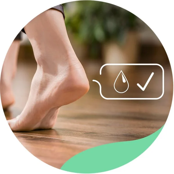 EXPERTCARE - Crème Hydratante Quotidienne - Pieds - Peaux Normales à Sèches, 150ml
