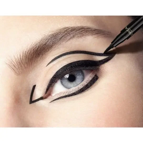 Extra-Noir - Eyeliner Tattoo Signature by Superliner de L'Oréal Paris