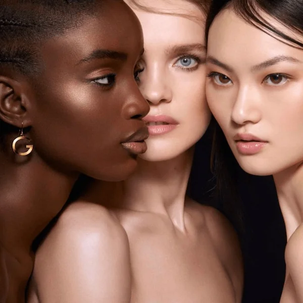 Guerlain - Parure Gold 24K Base de Teint Perfectrice Concentré d’Éclat - Hydratation 24H