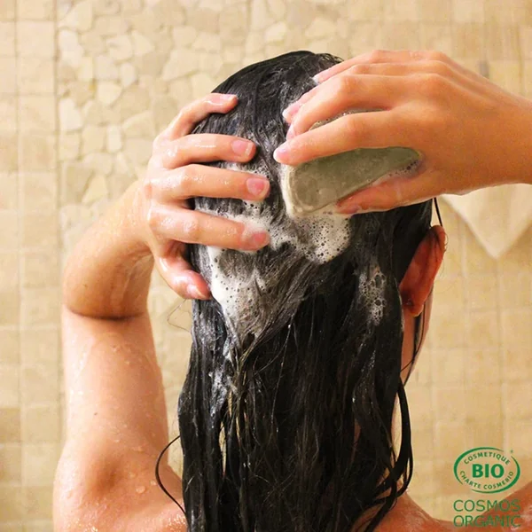 Shampooing solide à l'huile de Brocoli (Cheveux abîmes/bouclés)