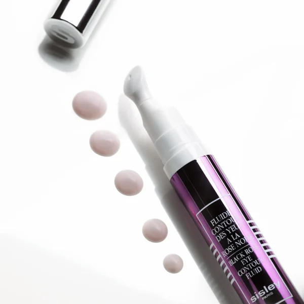 SISLEY - Fluide contour des yeux à la rose noire Lisse, revitalise, éclaire