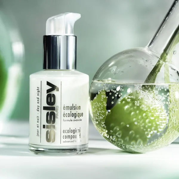 SISLEY - Émulsion écologique Soin essentiel équilibrant et revitalisant - Toutes Peaux