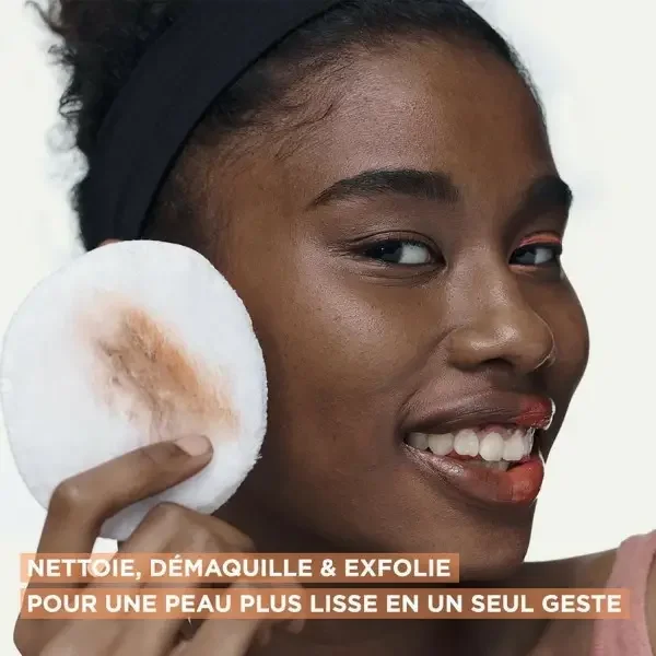 Solution Micellaire Peeling Doux Tout-En-1 Nettoie + Démaquille + Exfolie En Douceur de GARNIER SKINACTIVE